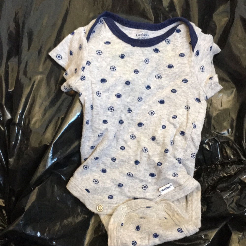 Gerber infant one piece 0-3 months